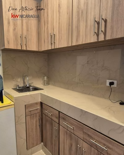 ¡En venta! Oficina en complejo corporativo ubicada en Ofiplaza El Retiro, Managua. - Imagen 11
