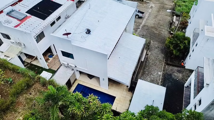 Villa de 4 Habitaciones con Piscina Privada