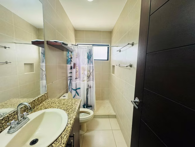 Villa de 4 Habitaciones con Piscina Privada