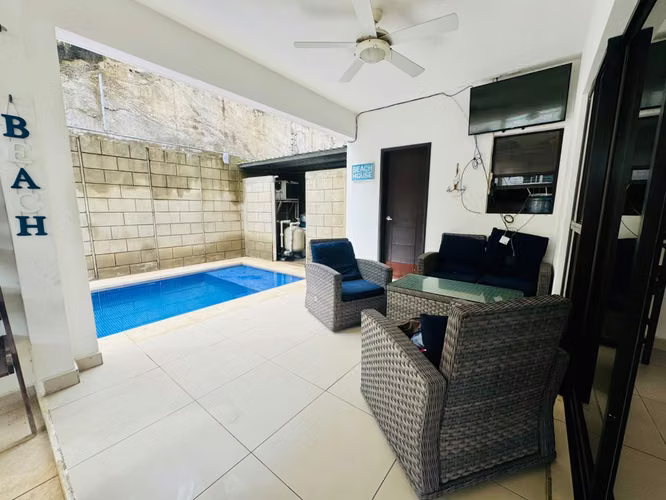 Villa de 4 Habitaciones con Piscina Privada