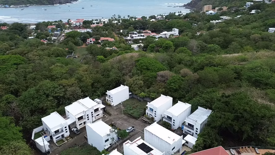 Villa de 4 Habitaciones con Piscina Privada