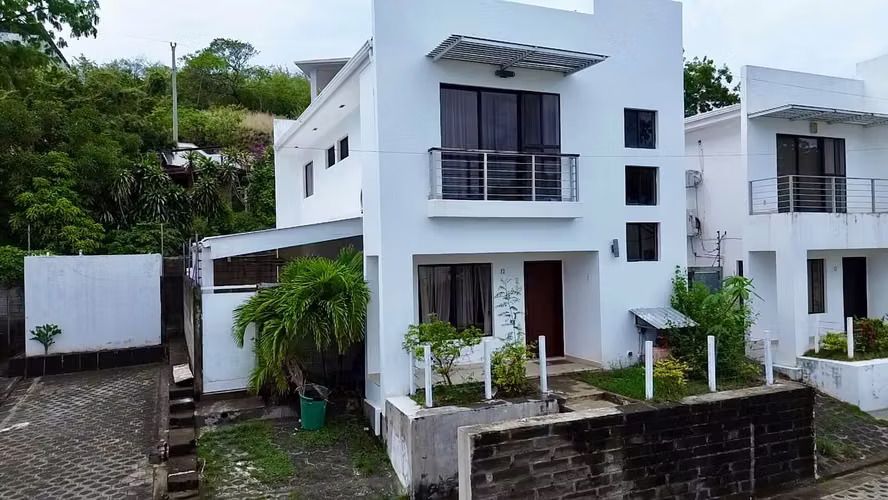 Villa de 4 Habitaciones con Piscina Privada