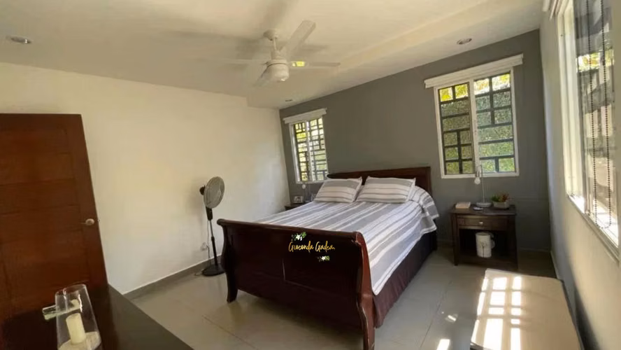KW - Venta, casa de 2 plantas en Santo Domingo