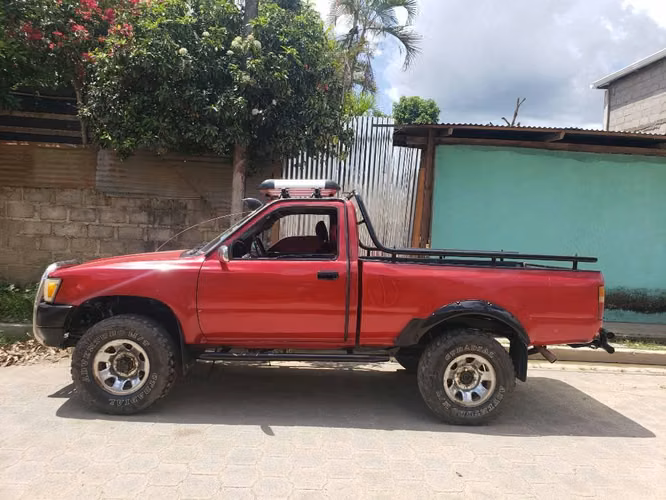 VENDO TOYOTA 22R - Imagen 3