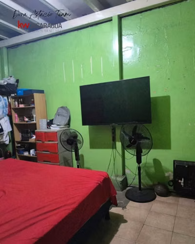 ¡En venta! Propiedad ideal para vivienda o negocio, ubicada en zona comercial de Managua.