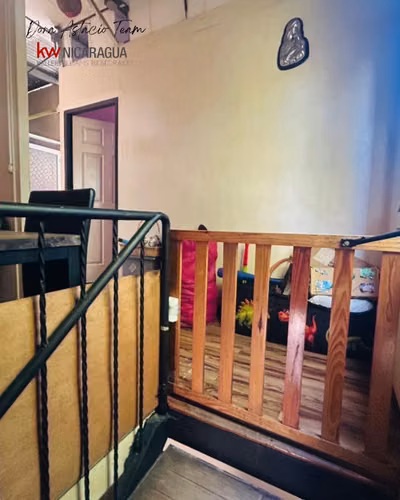 ¡En venta! Propiedad ideal para vivienda o negocio, ubicada en zona comercial de Managua.