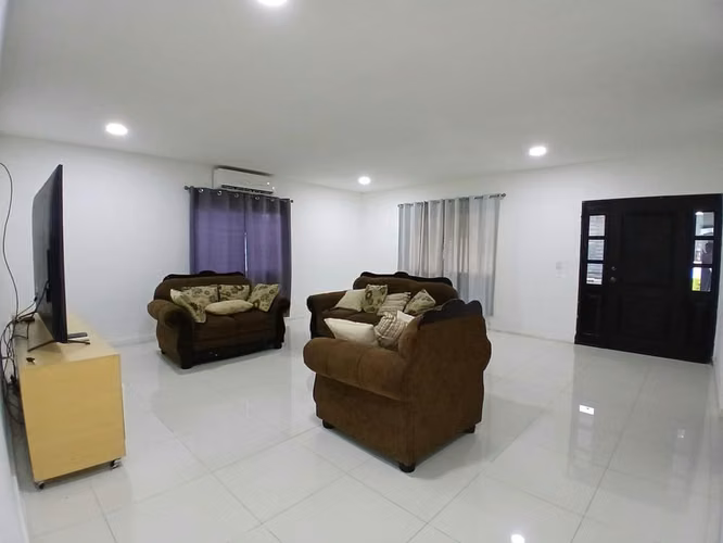 Vendo Hermosa propiedad en Lomas de Monte Verde. LR