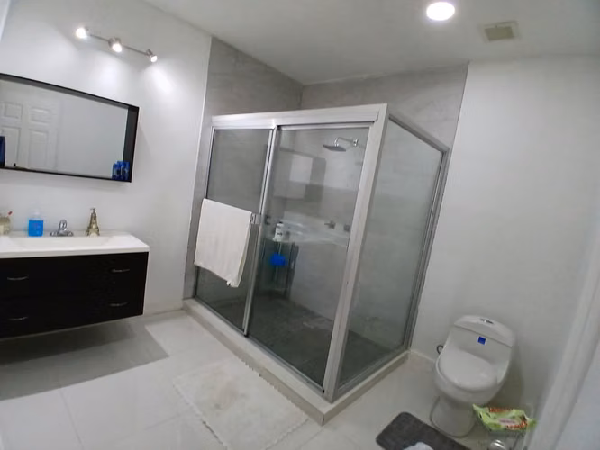 Vendo Hermosa propiedad en Lomas de Monte Verde. LR