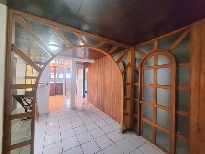  ¡Casa Esquinera  en Venta Reparto Los Arcos – Managua/ 6 Habitaciones