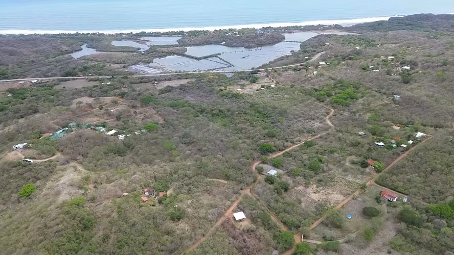 Lotes desde US$7,500 cerca de Guasacate con Financiamiento
