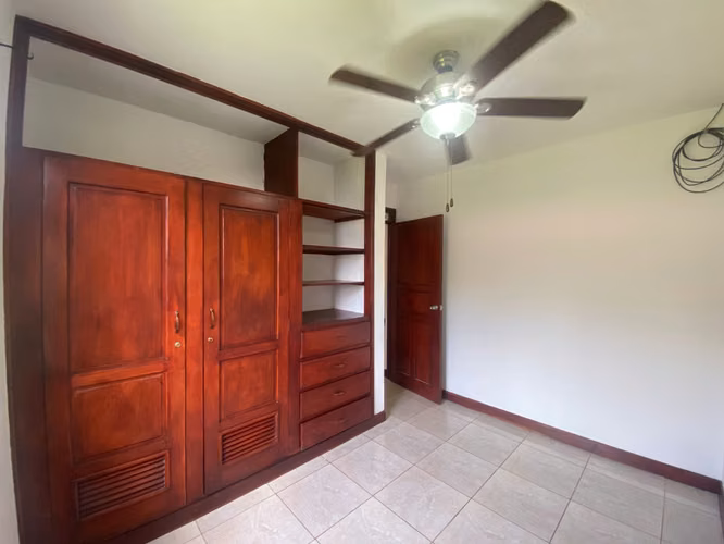 AG-Casa Renovada en Renta en Residencial de Veracruz