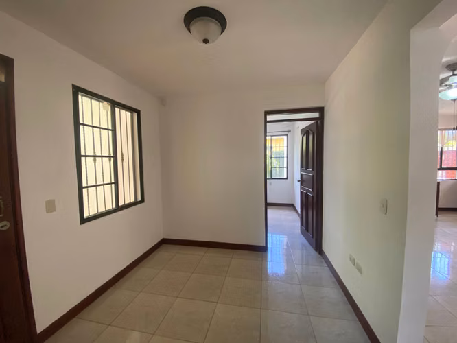 AG-Casa Renovada en venta en Residencial de Veracruz - Imagen 3