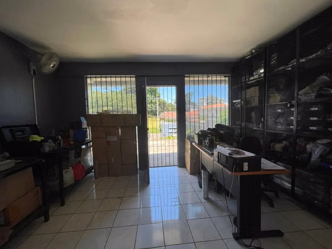 KC-Casa en Venta en Residencial Las Colinas, Managua