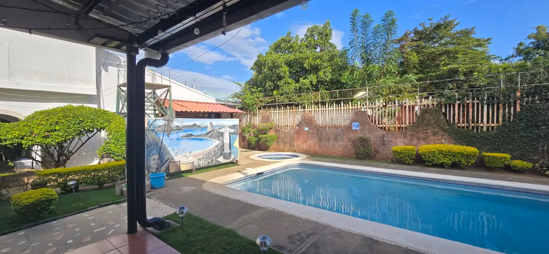 Venta de casa en Las Cumbres