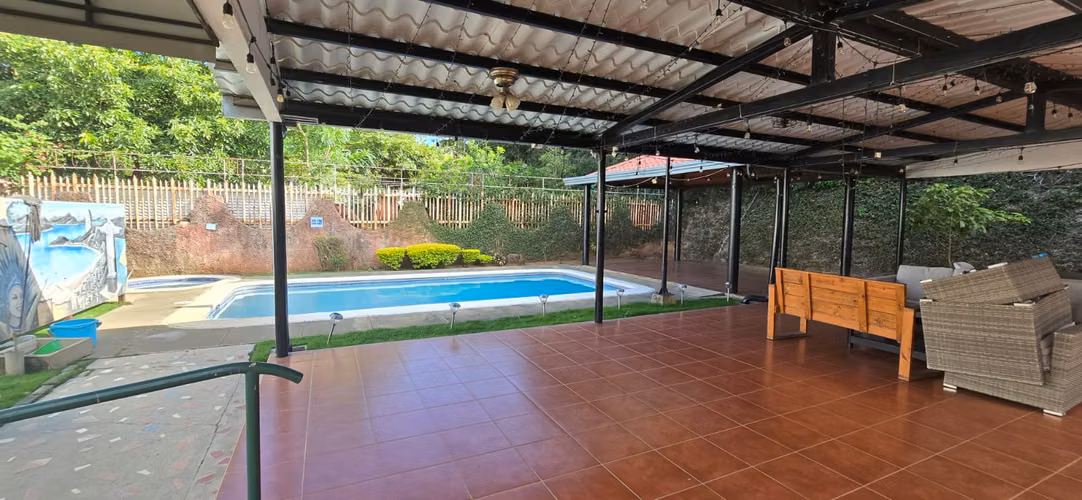 Venta de casa en Las Cumbres