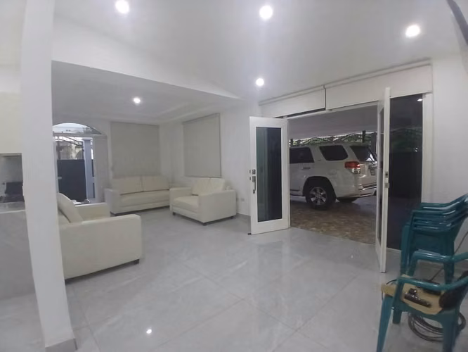  ¡En venta! Amplia y moderna propiedad en Lomas del Valle, Managua. - Imagen 5