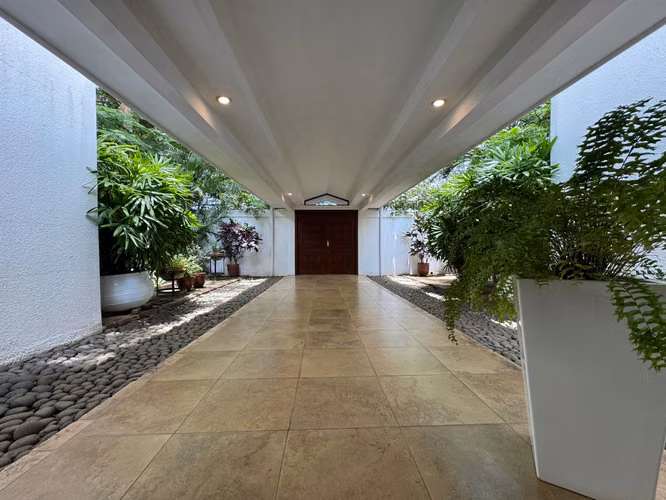 Exclusiva Residencia en Reparto San Juan