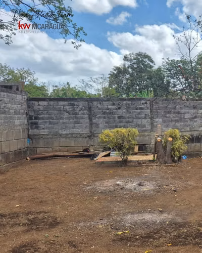 ¡En venta! Propiedad con amplio terreno dentro de residencial, Ticuantepe, Managua.