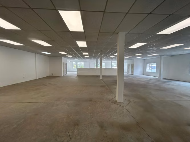 GA-Rento edificio en Los Robles - Imagen 2