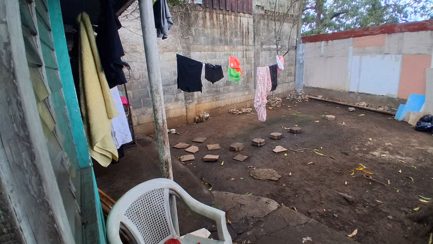 CB - Casa con ubicacion ideal para actividad comercial