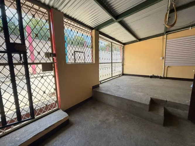  Casa en Colonia Centroamérica
