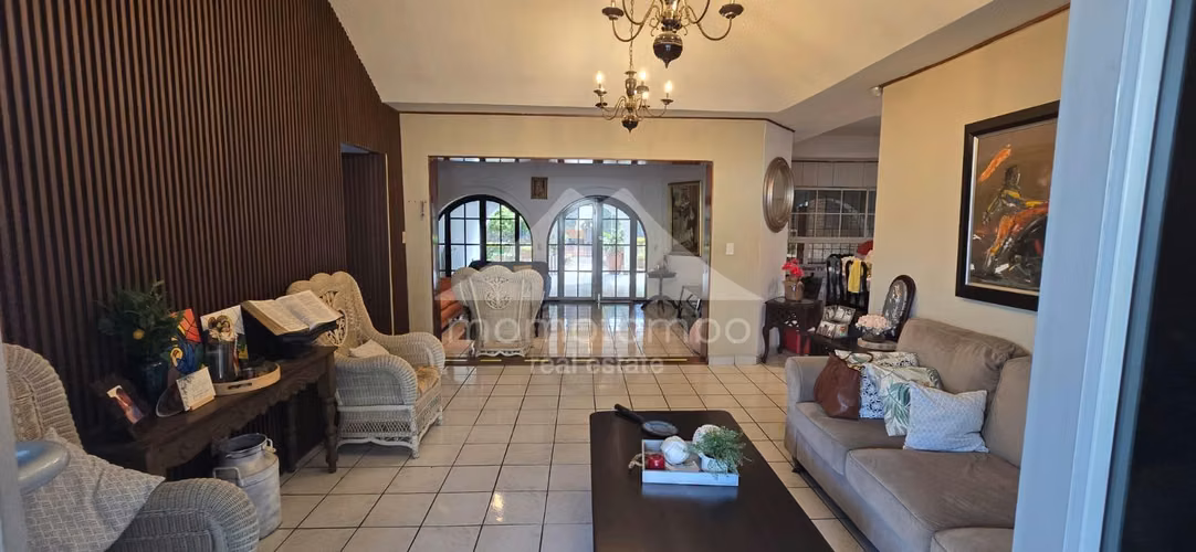 Casa en Venta Las Cumbres, Managua