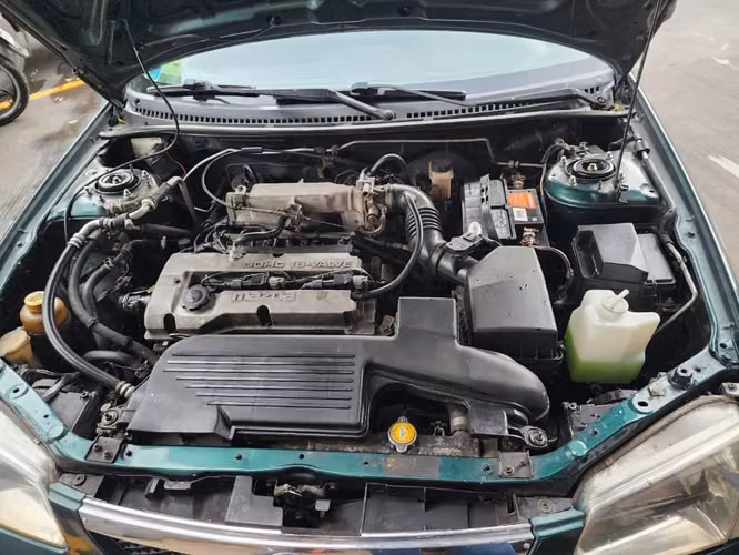 VENDO MAZDA 323 EN EXELENTE ESTADO