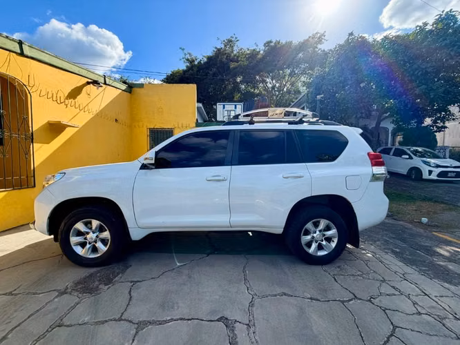 2014 TOYOTA PRADO TXL - Imagen 2