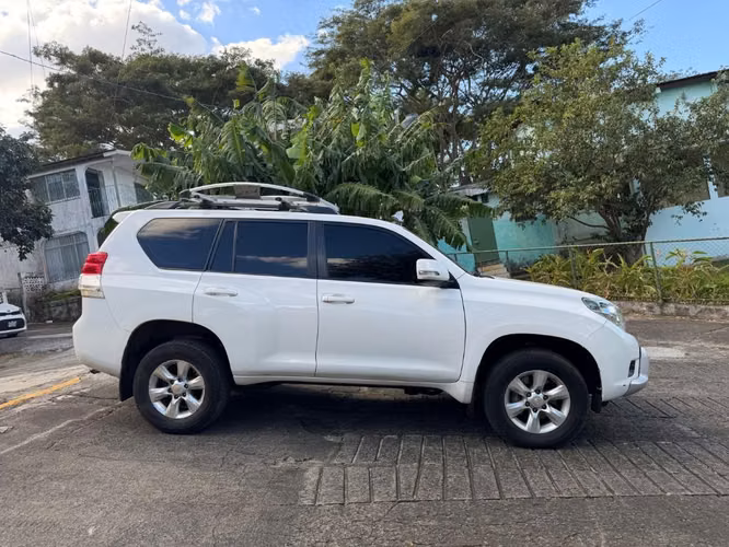 2014 TOYOTA PRADO TXL - Imagen 4