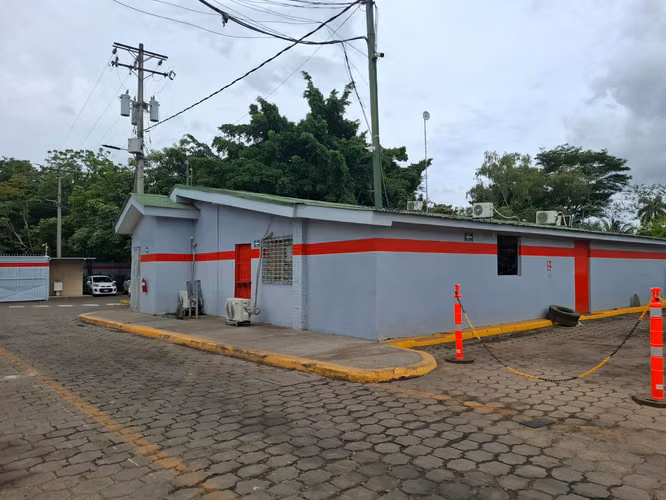 GG - Venta de local comercial  en Sabana Grande.