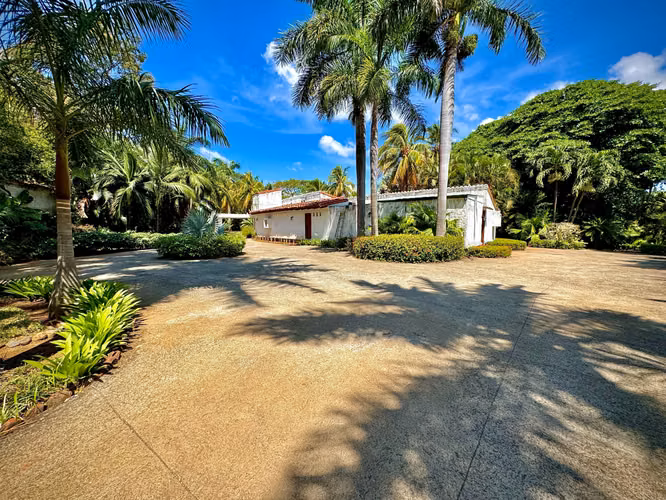 House for rent on Carretera Sur