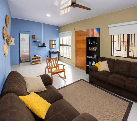 Oportunidad de comprar bella casa en Colonia Centroamérica. LR - Imagen 13