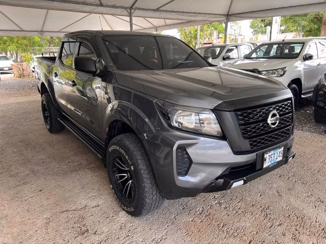 Nissan NP300 año 2023 mecánica - Imagen 2