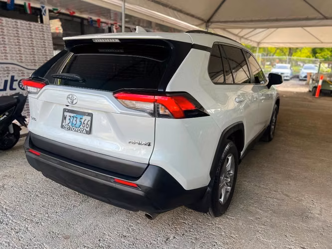 Toyota Rav4 2023 automática - Imagen 6