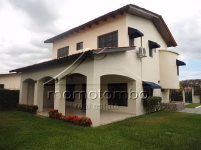 Venta de casa en Carretera Sur