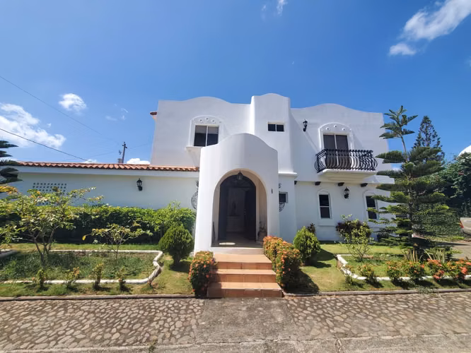 NO-Vendo casa en Estancia de Santo Domingo