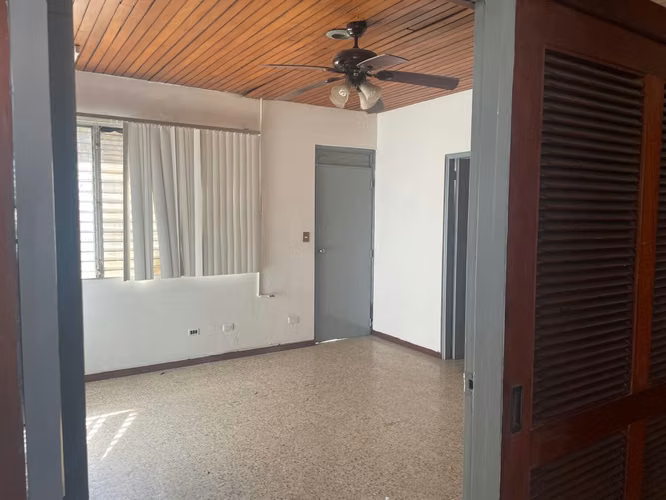 Propiedad Comercial en Renta en Bolonia – 9 Oficinas Listas para Operar FP - Imagen 6