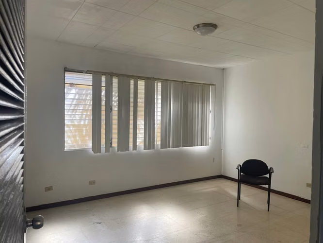 Propiedad Comercial en Renta en Bolonia – 9 Oficinas Listas para Operar FP - Imagen 7