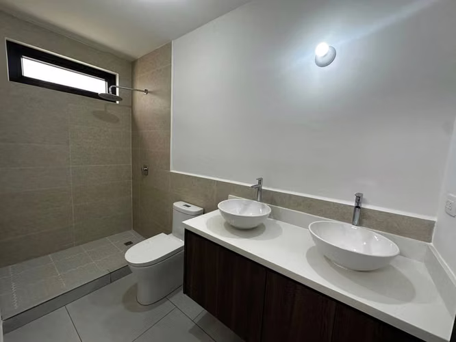 SE RENTA CASA EN EL CORTIJO DE LA SIERRA - Imagen 7