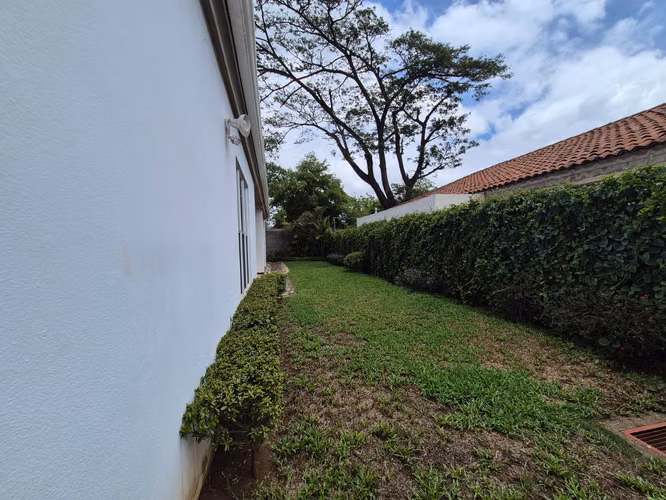 MF Se vende hermosa propiedad en Condominio en km 16 carretera a Masaya