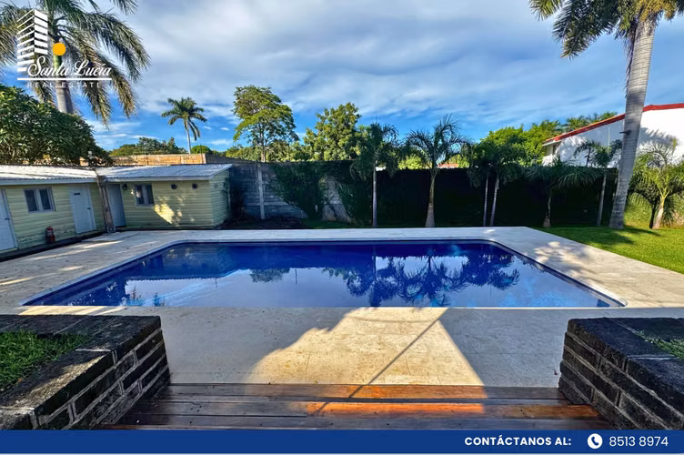  Casa en venta en Las Colinas - AC