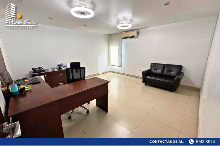  Casa en venta en Las Colinas - AC