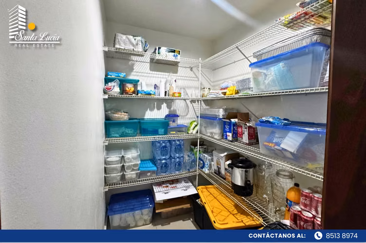 Casa en venta en Las Colinas - AC