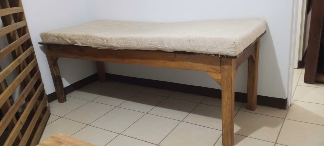 muebles, camas, sofa,  comedor, piano,