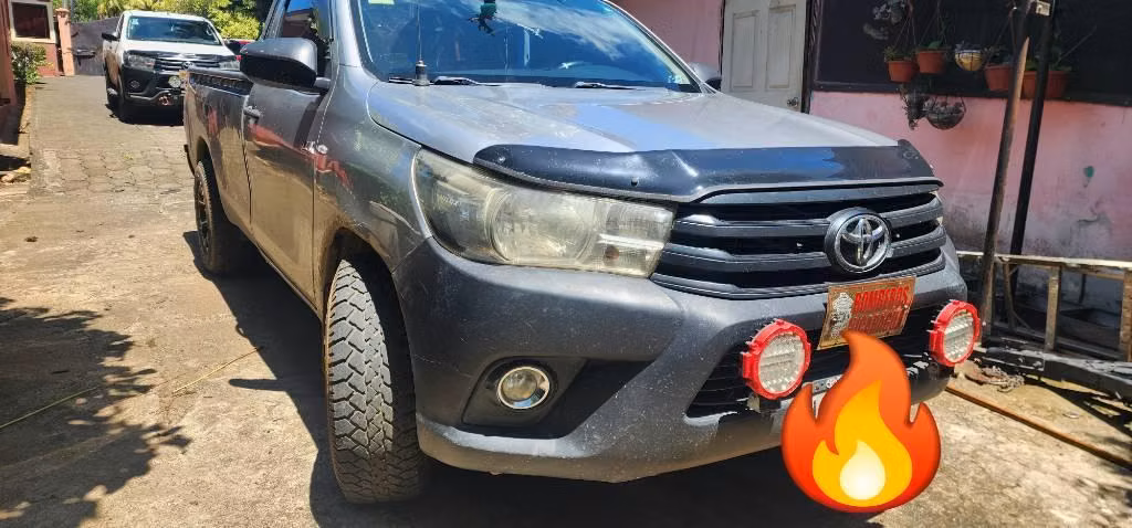 Vendo Toyota - Imagen 2