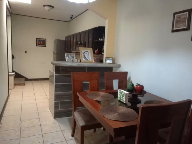 Se vende hermosa casa con mejoras en Residencial Praderas de Sandino, CG