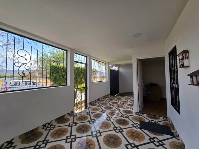 * Casa 100% Renovada en Ciudad El Doral  $98,500*