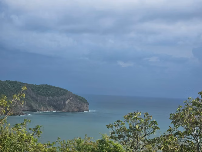 KC- Lote esquinero en venta con vista panorámica a la bahía de San Juan del Sur