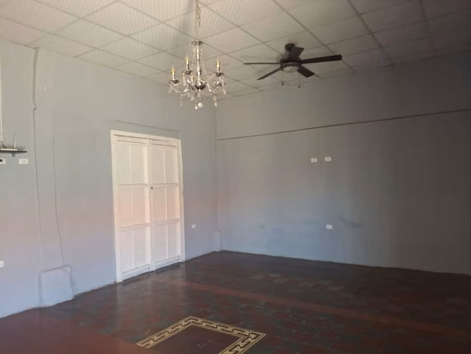 ZC- SE VENDE PROPIEDAD EN LEON
