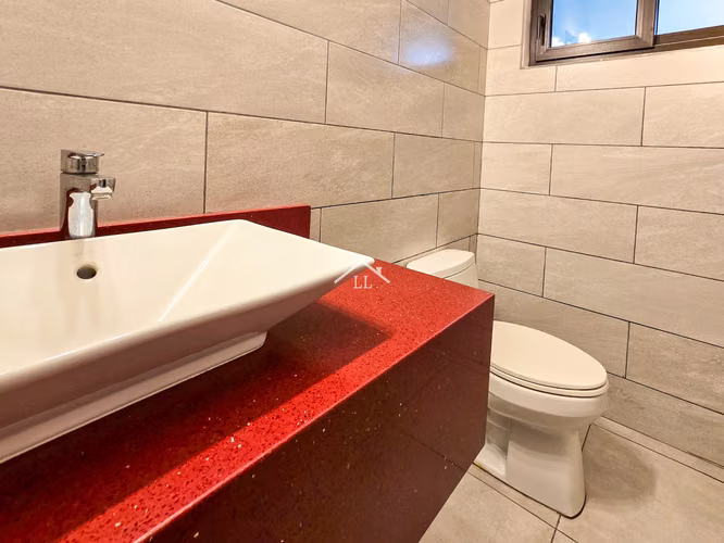 LL - Se Vende Casa en Condominio en Santo Domingo